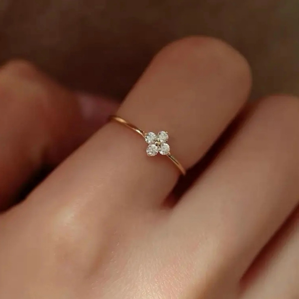 Dainty Clover White Zirconia Golden Stacking Ring